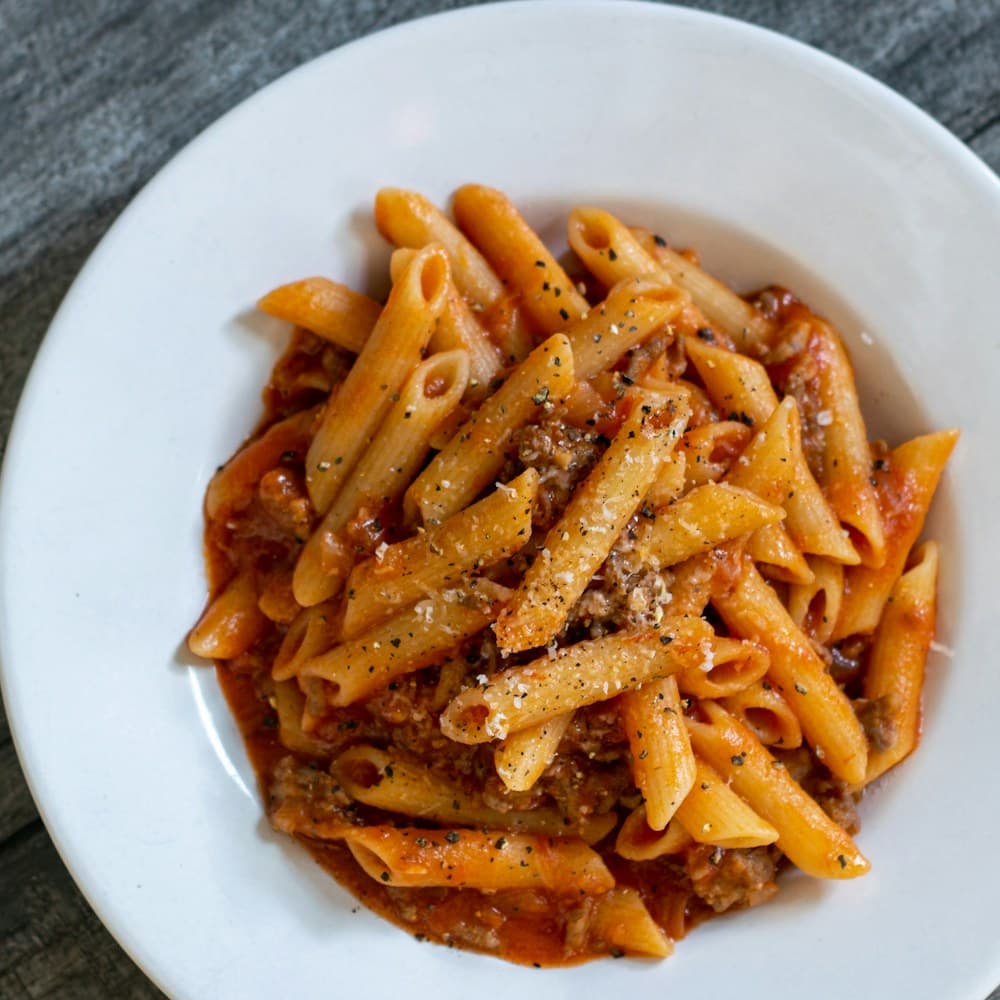 Pasta mit einer würzigen Tomatensoße